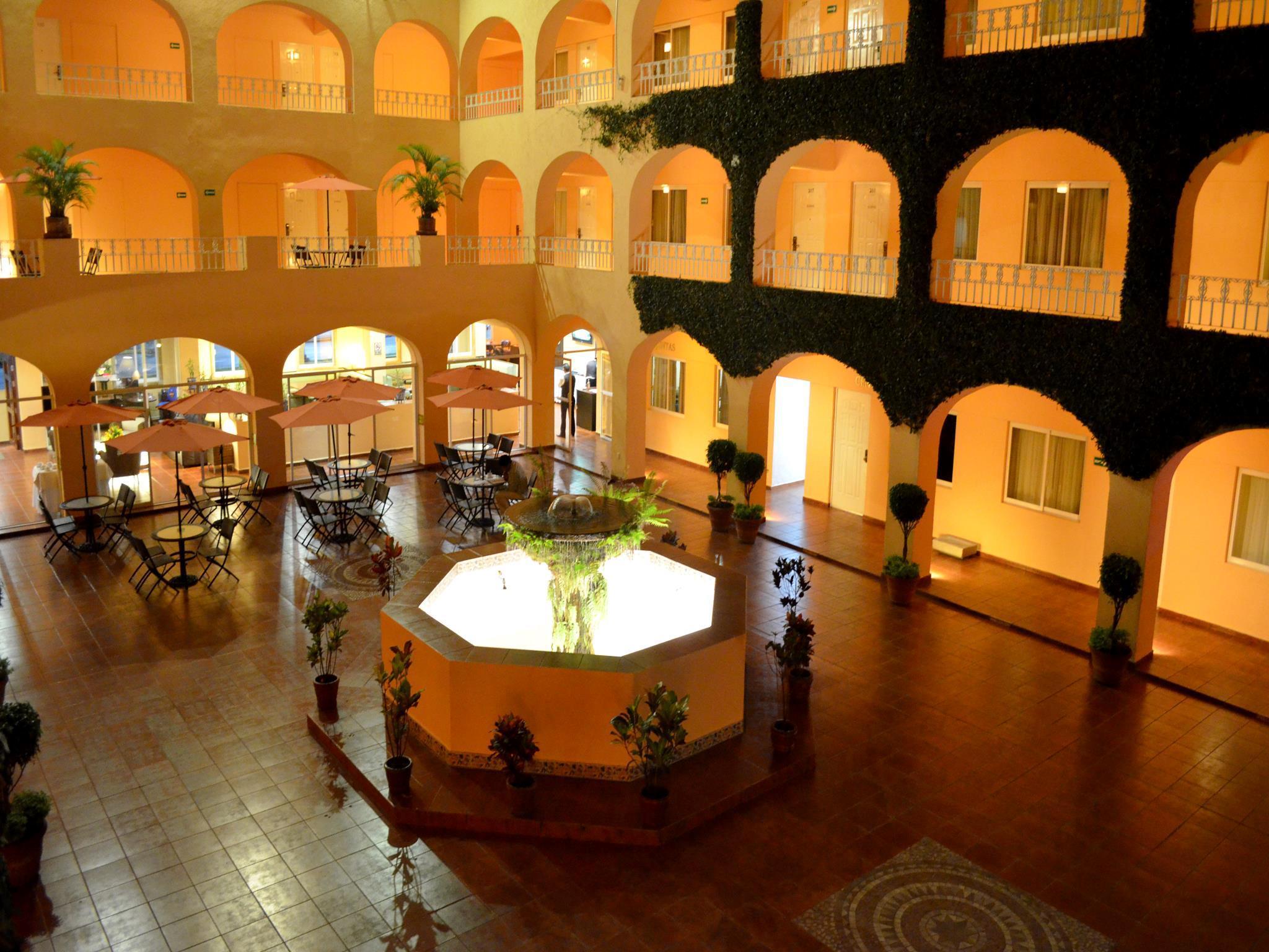 Hôtel Mision Orizaba à Orizaba  Extérieur photo